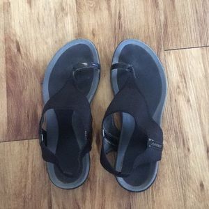 DKNY sandals